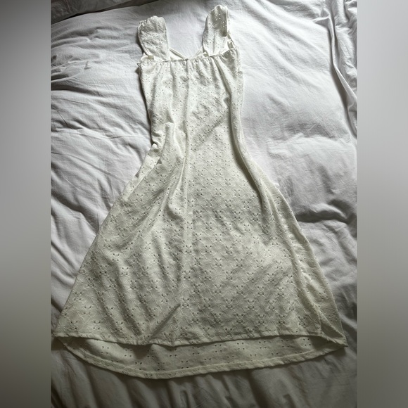 Beautiful maxi dress - Picture 3 of 4